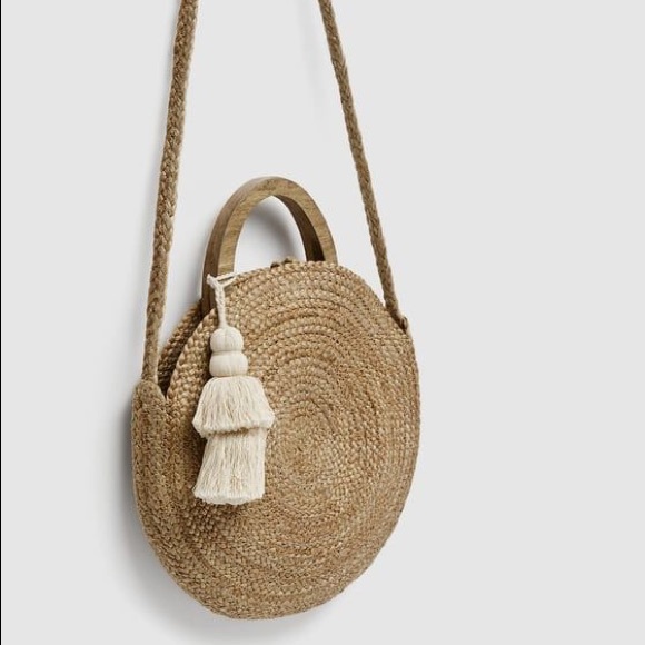 ZARA RAFFIA ROUND STRAW BASKET BAG WITH TASSEL